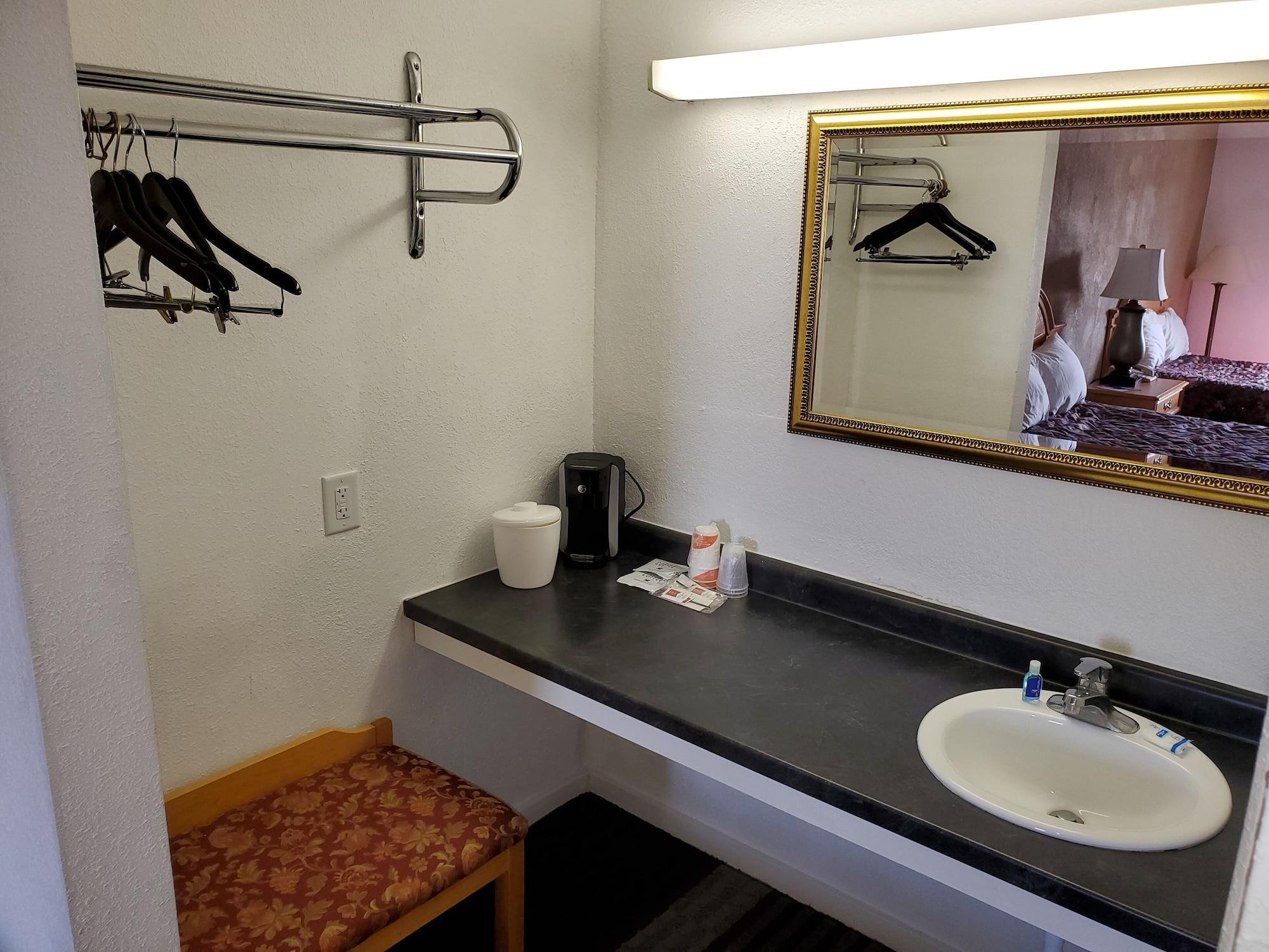 Rodeway Inn Brazil Zewnętrze zdjęcie