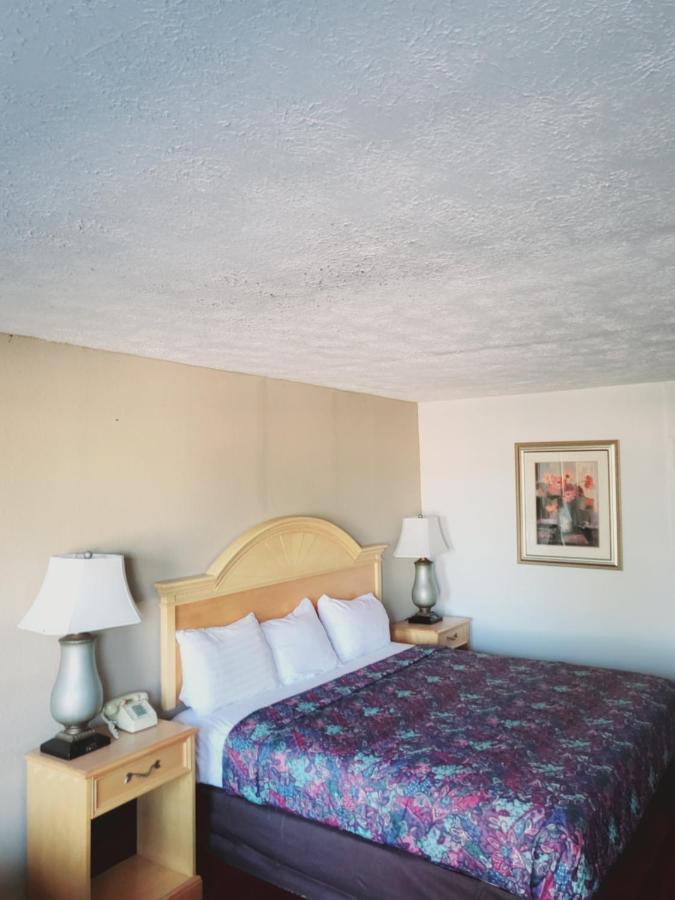 Rodeway Inn Brazil Zewnętrze zdjęcie