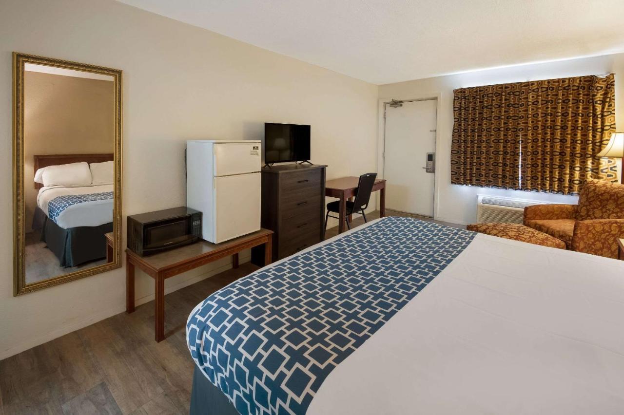 Rodeway Inn Brazil Zewnętrze zdjęcie