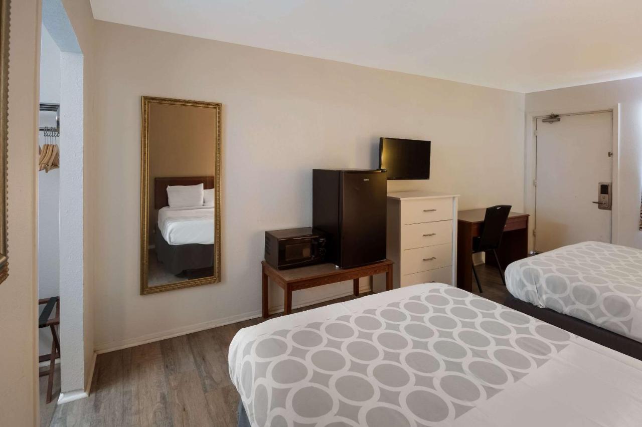 Rodeway Inn Brazil Zewnętrze zdjęcie