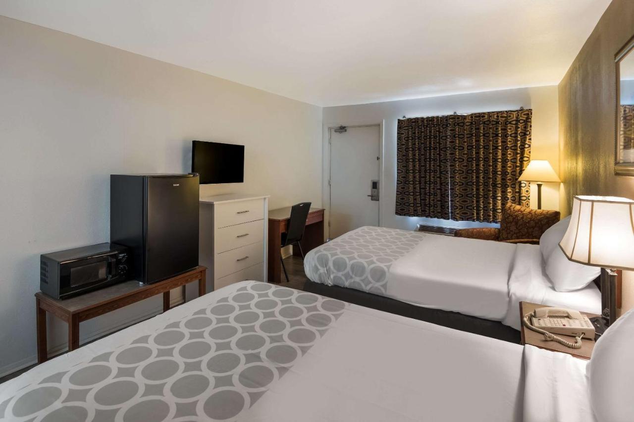 Rodeway Inn Brazil Zewnętrze zdjęcie